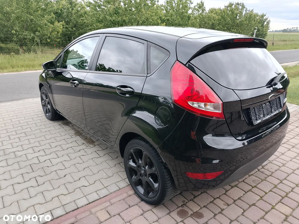 Ford Fiesta - 6