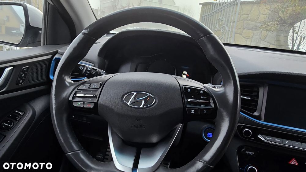 Hyundai IONIQ 1.6 GDI Premium - 25