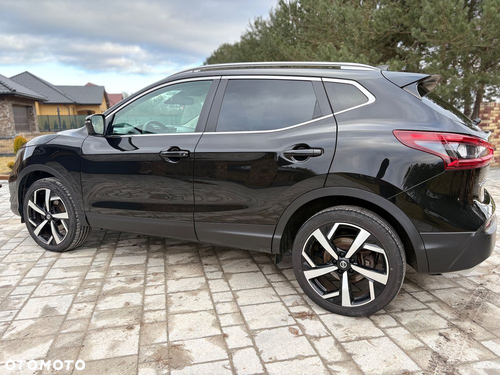Nissan Qashqai - 1