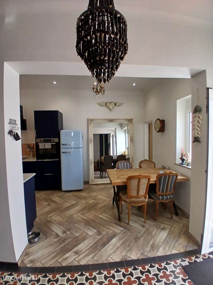 Renovated Traditional Townhouse With Large Garage & Annexe - Grande imagem: 5/30