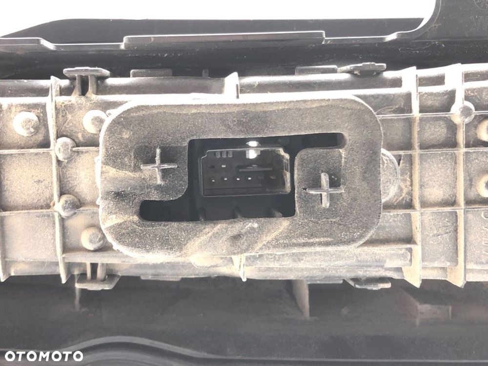 LAMPA PRAWY TYŁ  VW CADDY V Nadwozie pełne/minivan (SBA, SBH) 2020 - 2022 2.0 TDi BMT 90 kW [122 - 3