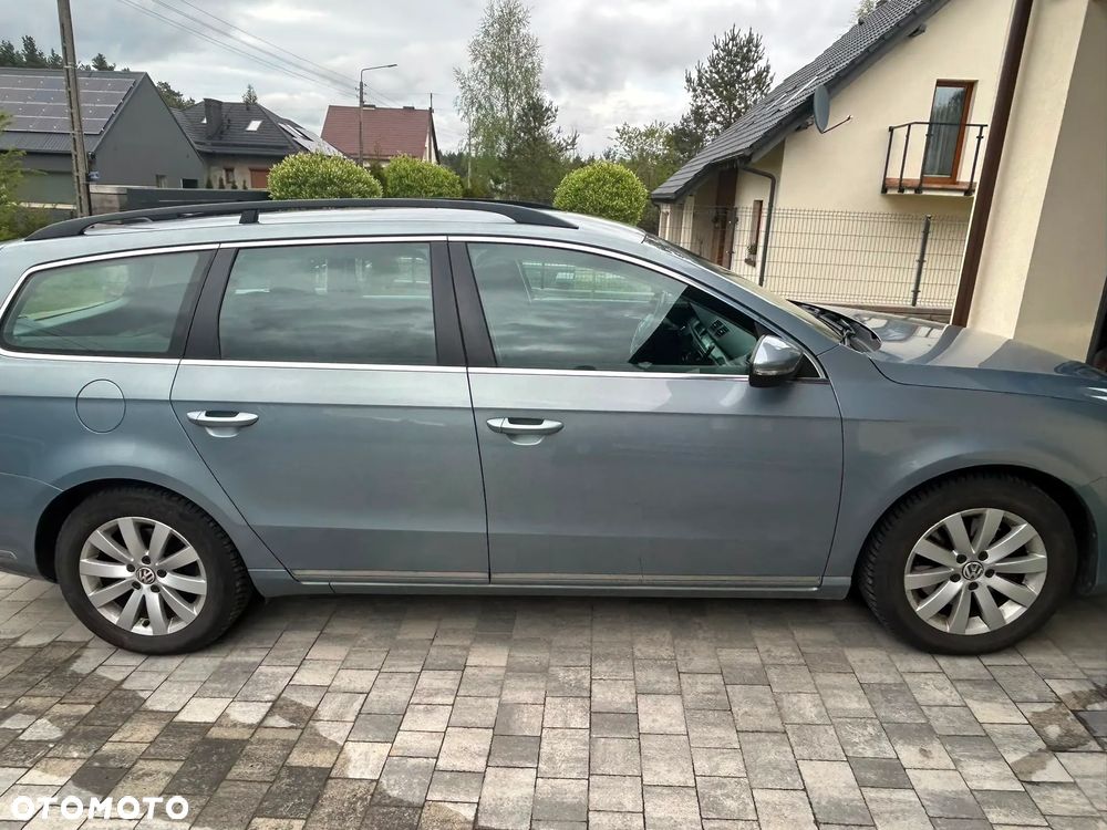 Volkswagen Passat 2.0 TDI Comfortline R-Style DSG - 4