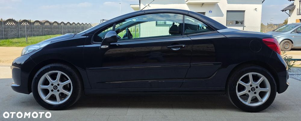 Peugeot 207 CC 1.6 Intense - 12