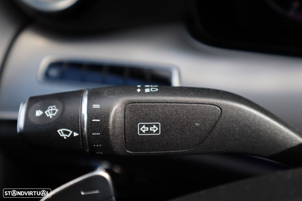 Mercedes-Benz E 220 d 9G-TRONIC AMG Line - 19