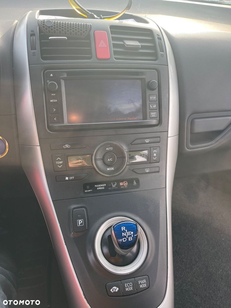 Toyota Auris - 8
