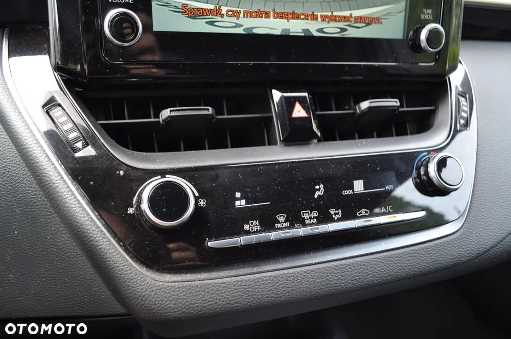 Toyota Corolla 1.2 T Active MS - 29