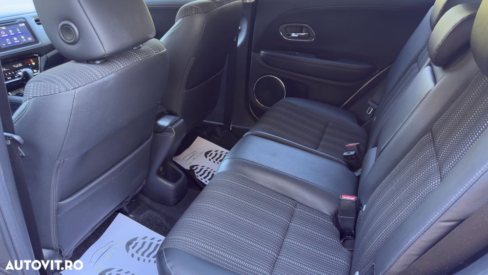 Honda HR-V 1.5 i-VTEC 4x2 CVT Executive - 11