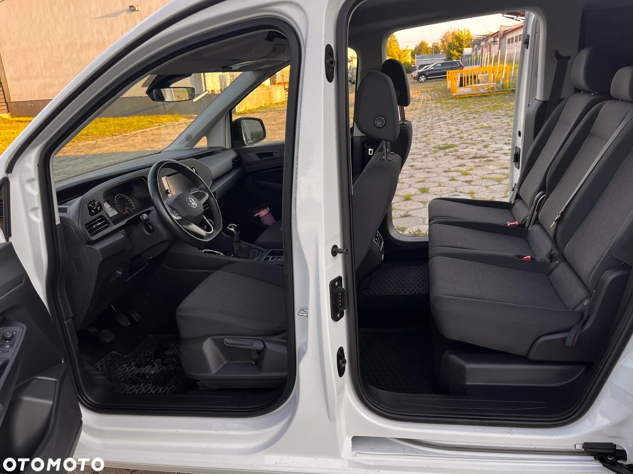 Volkswagen Caddy 2.0 TDI - 9