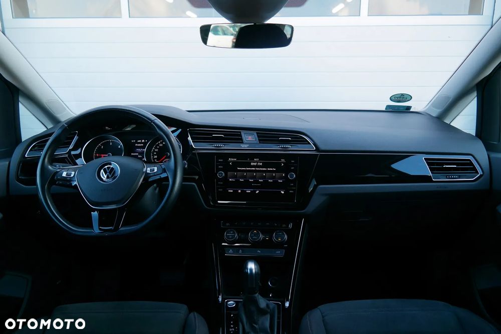 Volkswagen Touran 2.0 TDI BMT Highline DSG - 16