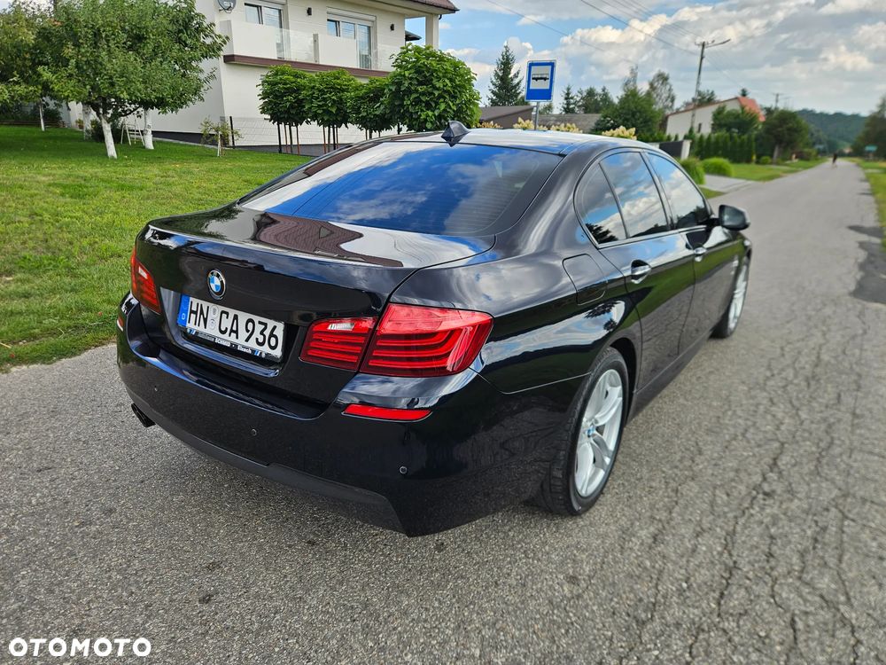 BMW Seria 5 520d M Sport - 9