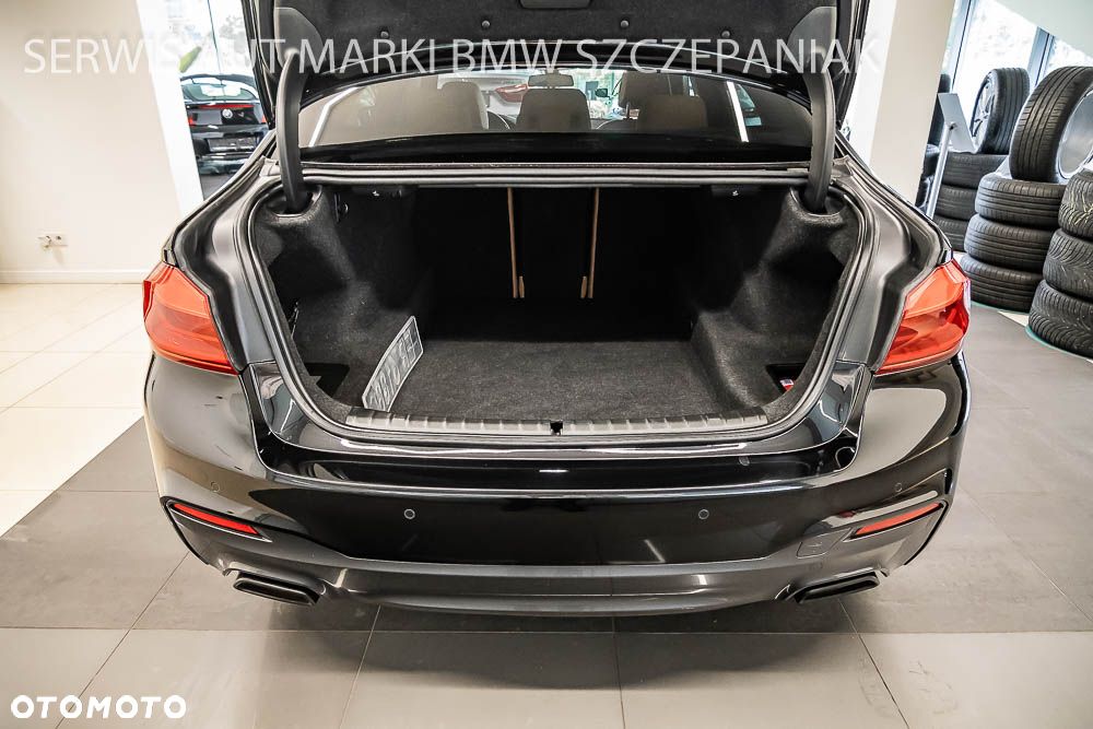 BMW Seria 5 530d xDrive M Sport sport - 24
