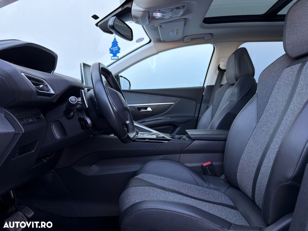 Peugeot 5008 PureTech 130 EAT8 Stop & Start Allure Pack - 11