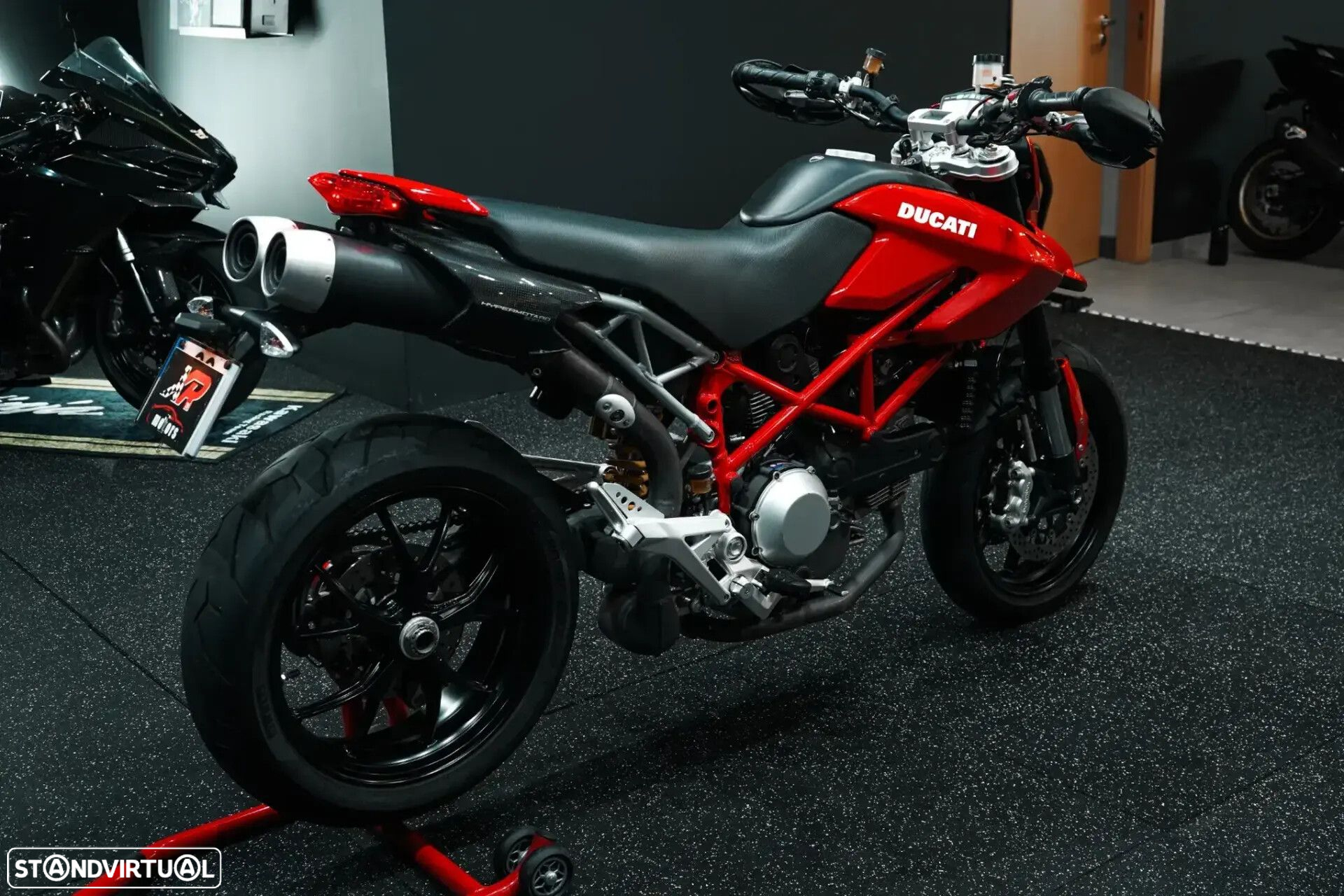 Ducati Hypermotard - 15