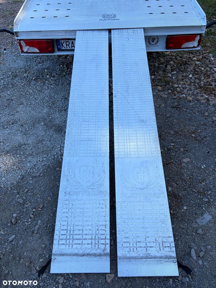 Mercedes-Benz Sprinter 319 - 13