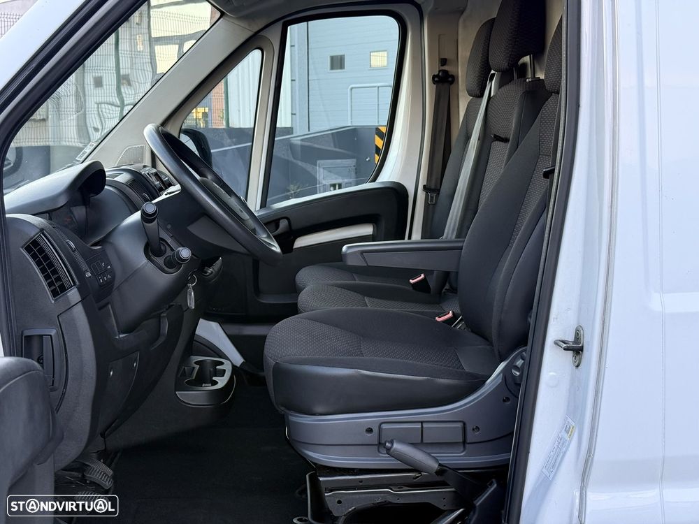 Peugeot Boxer 2.2 BlueHDi 140 S&S 335 L4H3 - 10