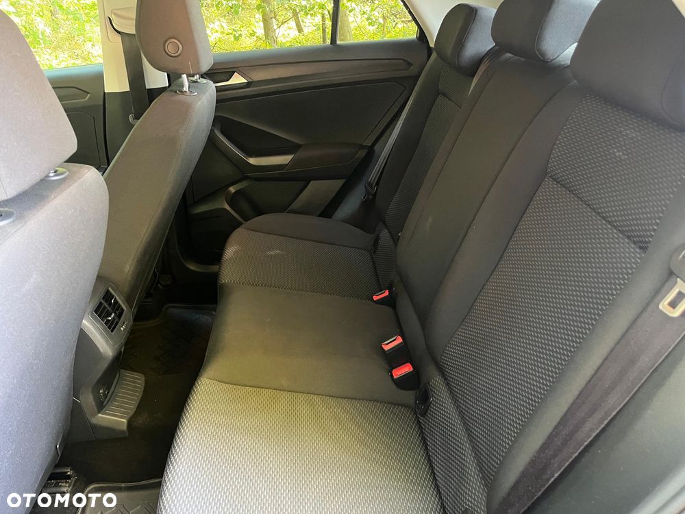 Volkswagen T-Roc 1.6 TDI SCR DPF Advance - 24