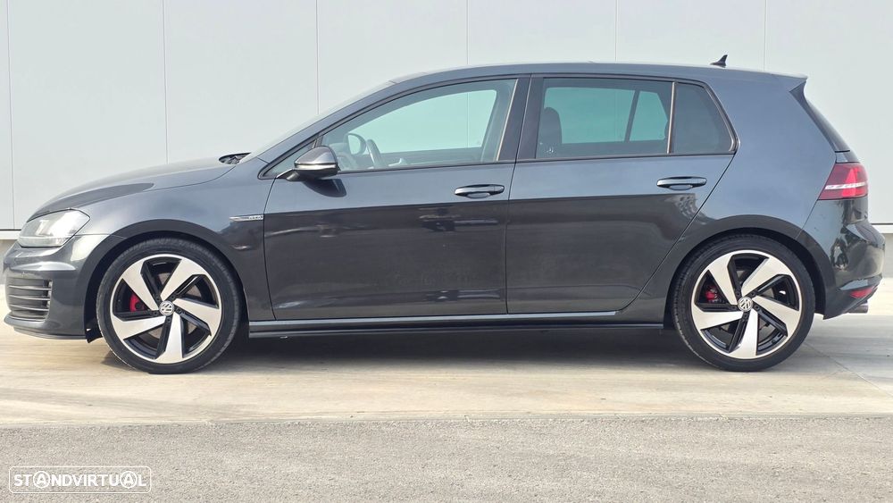 VW Golf 2.0 TDI GTD DSG - 9
