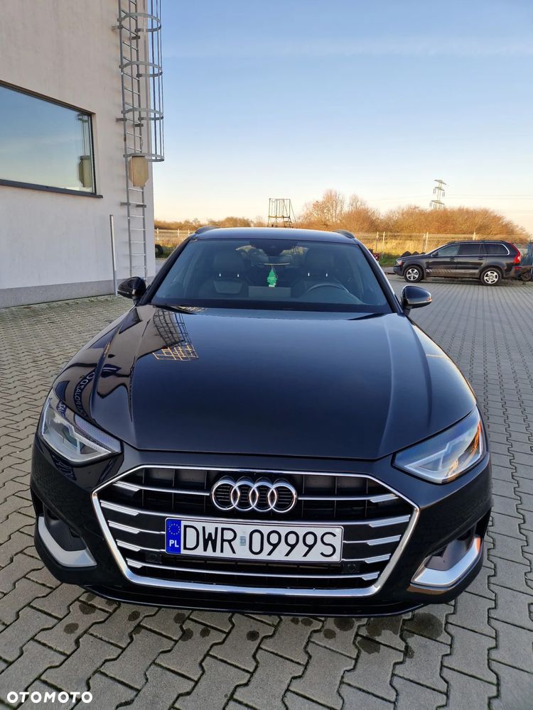 Audi A4 Avant 35 TFSI S tronic design - 1