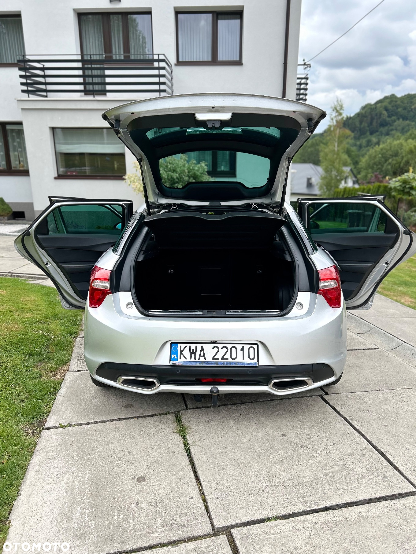 Citroën DS5 e-HDi 110 EGS6 Chic - 15