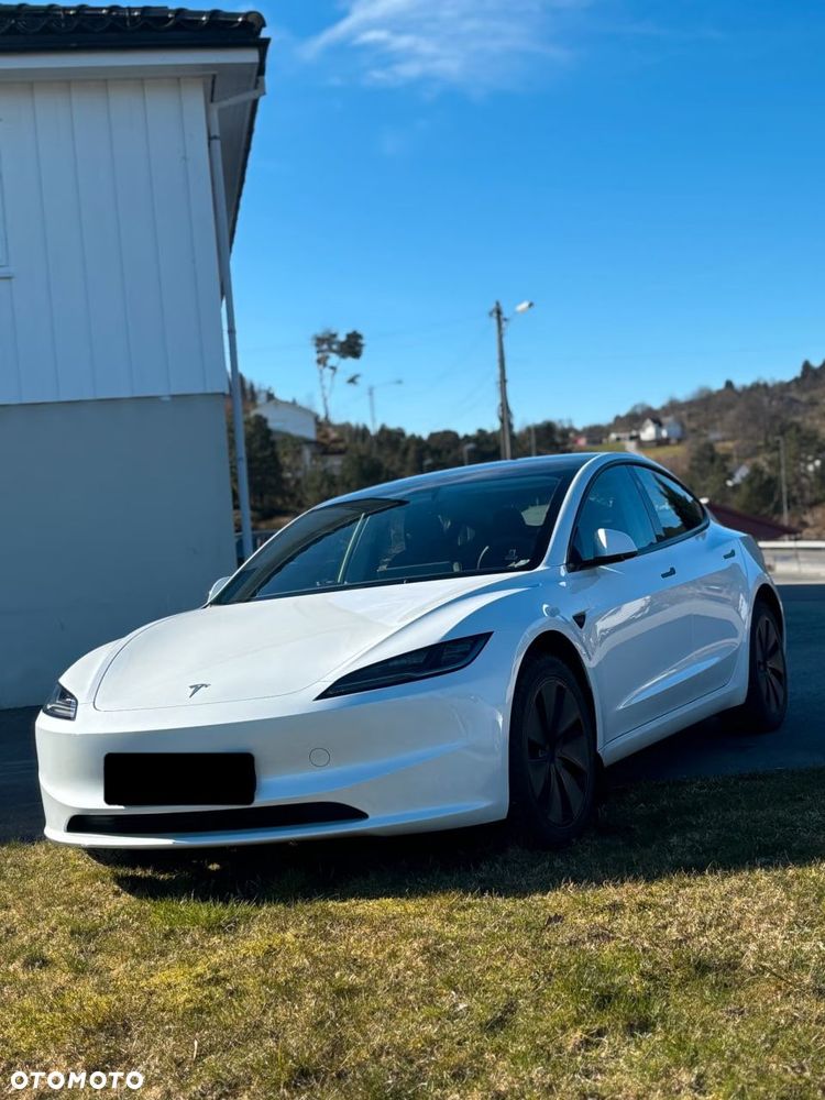 Tesla Model 3 Long Range RWD - 3