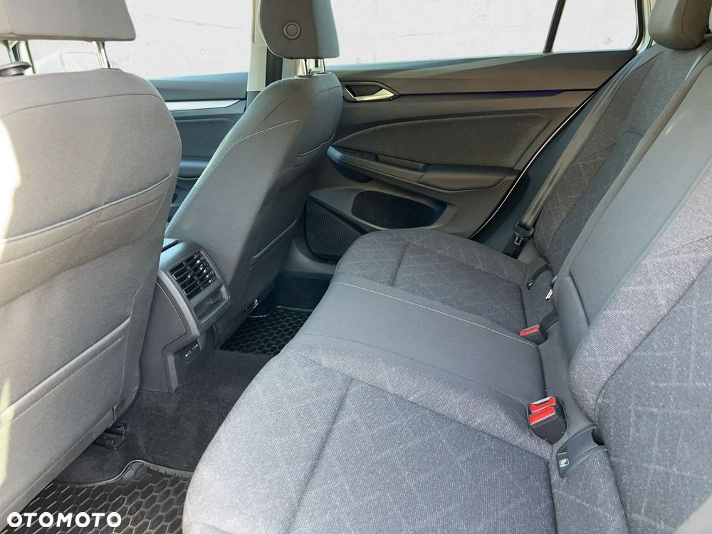 Volkswagen Golf - 23