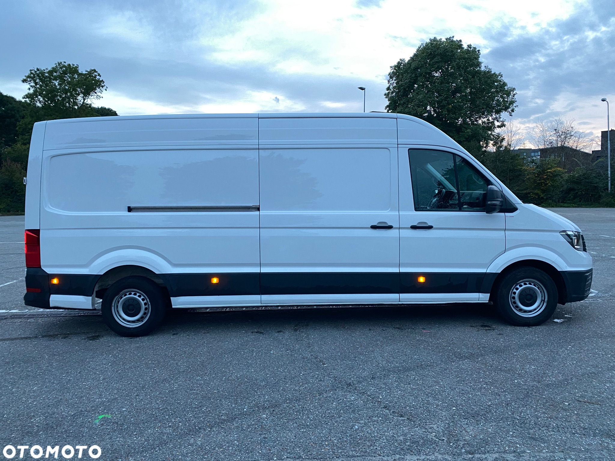 Volkswagen Crafter - 11