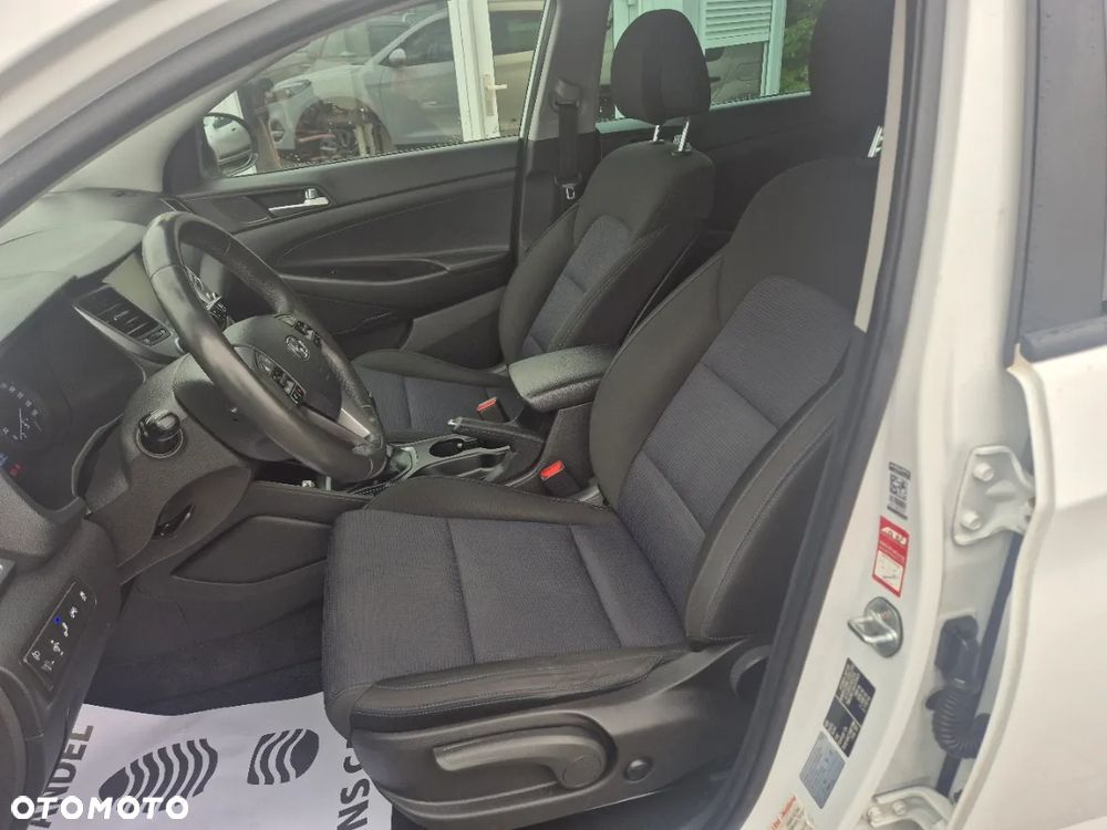 Hyundai Tucson 1.6 GDI BlueDrive Comfort 2WD - 14