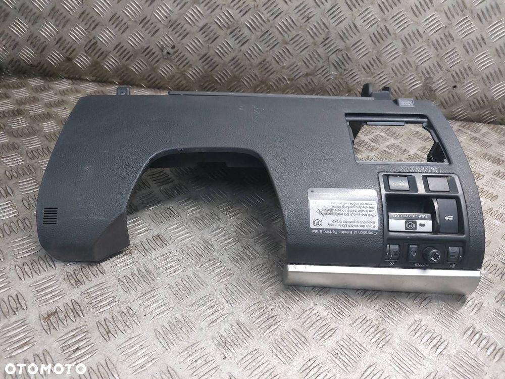 OSŁONA POD KIEROWNICĄ PRZEŁĄCZNIK LUSTEREK SUBARU LEGACY V 66075AJ010 - 1