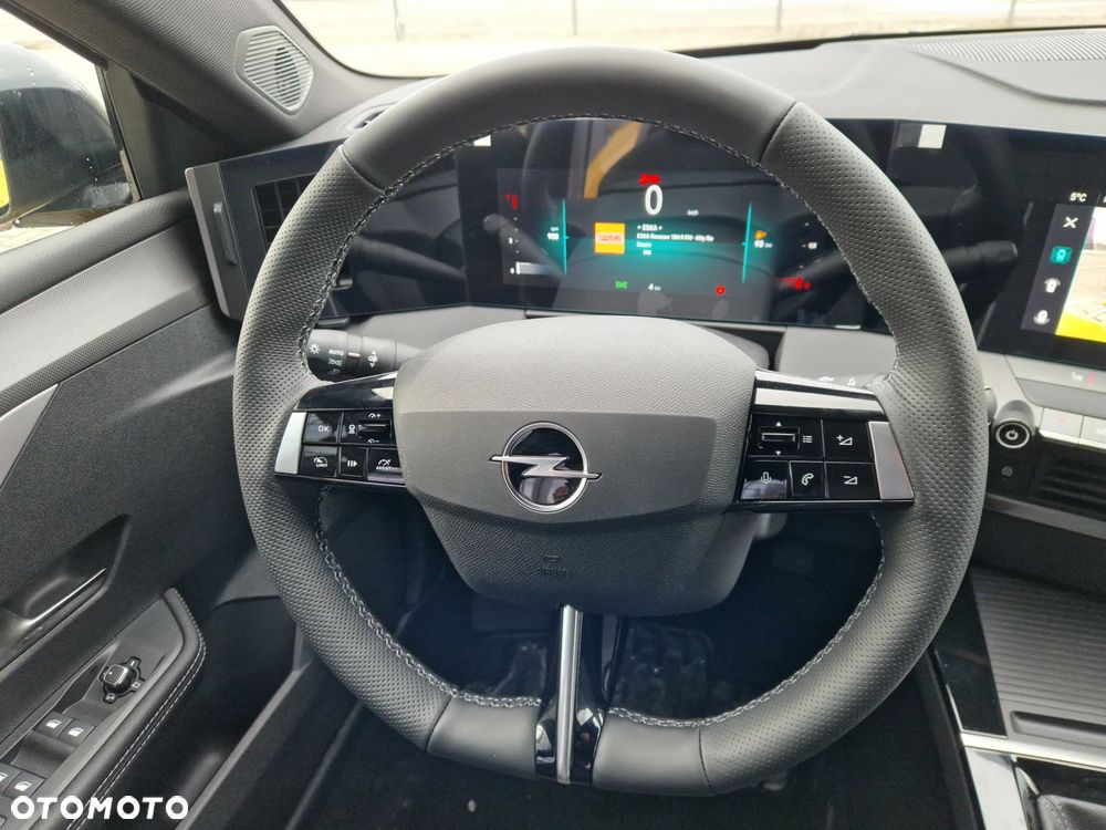 Opel Astra 1.2 T GS Line S&S - 25