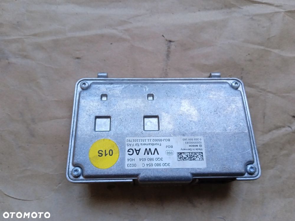 KAMERA SZYBY PRZEDNIEJ ASYSTENT VOLKSWAGEN PASSAT B8 TIGUAN I 3Q0980654C - 3