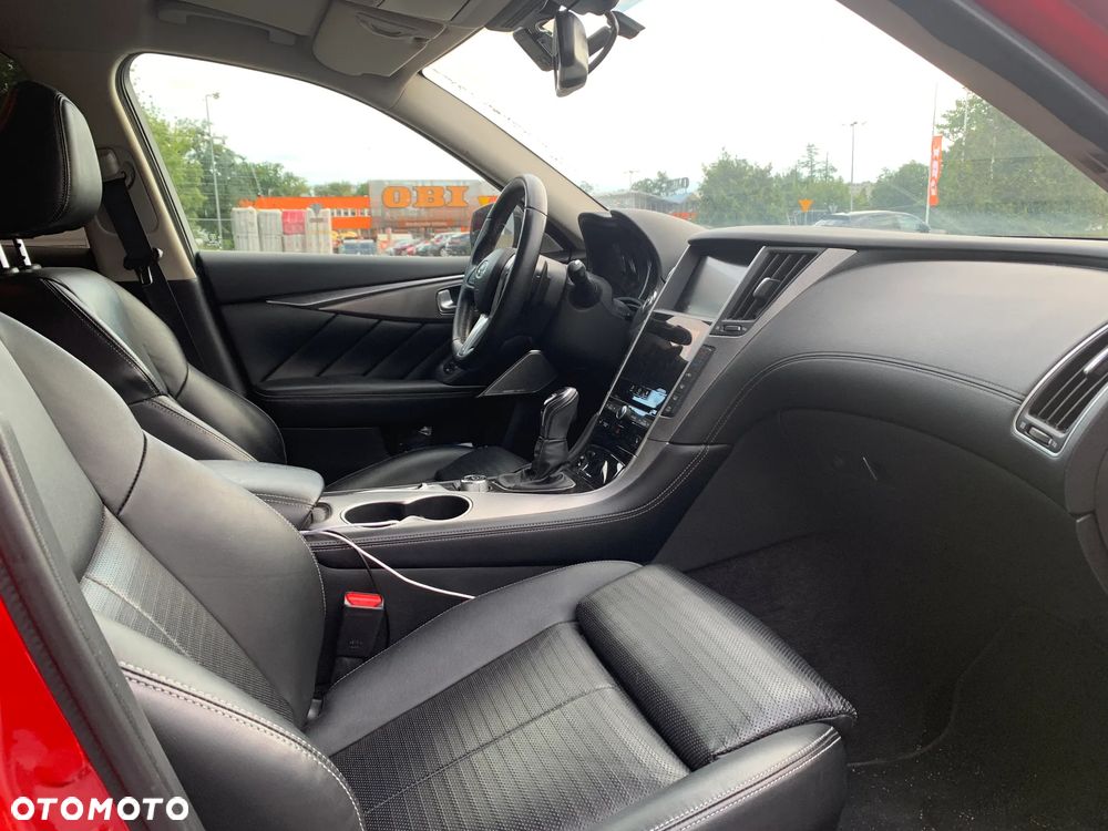 Infiniti Q50 Q50S Hybrid AWD Sport - 17