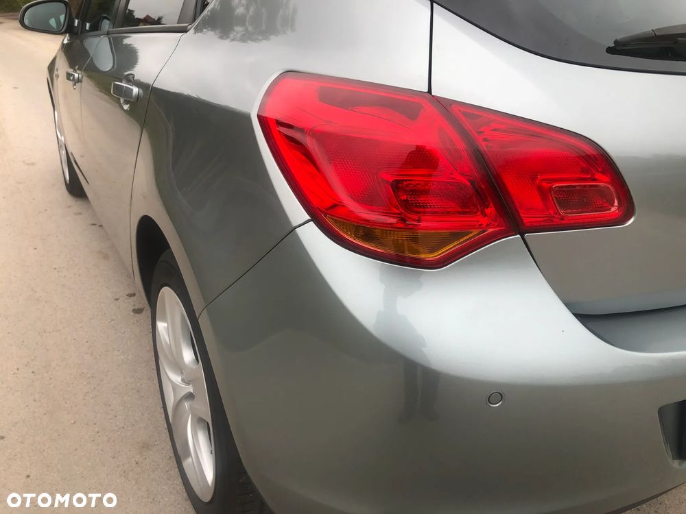 Opel Astra 1.4 Turbo Active - 21
