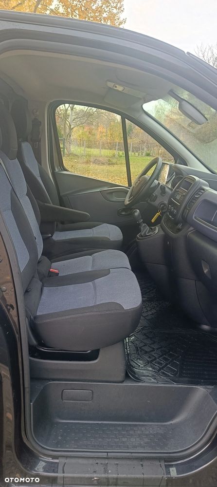 Opel Vivaro Trafic nv300 klimatyzacja L1H1 2014 r Vito master tempomat ładny - 21