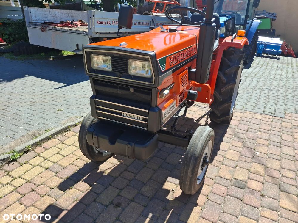 Hinomoto E1802 - 8
