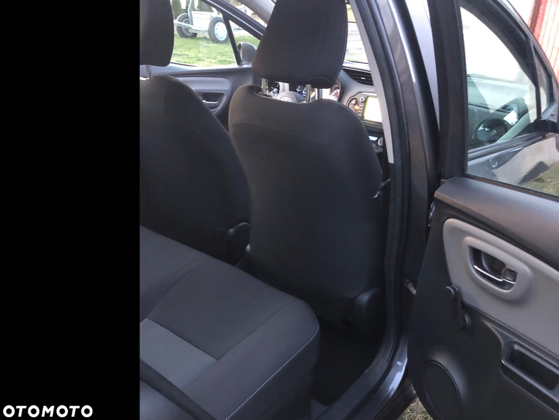 Toyota Yaris Hybrid 1.5 VVT-i Comfort - 14