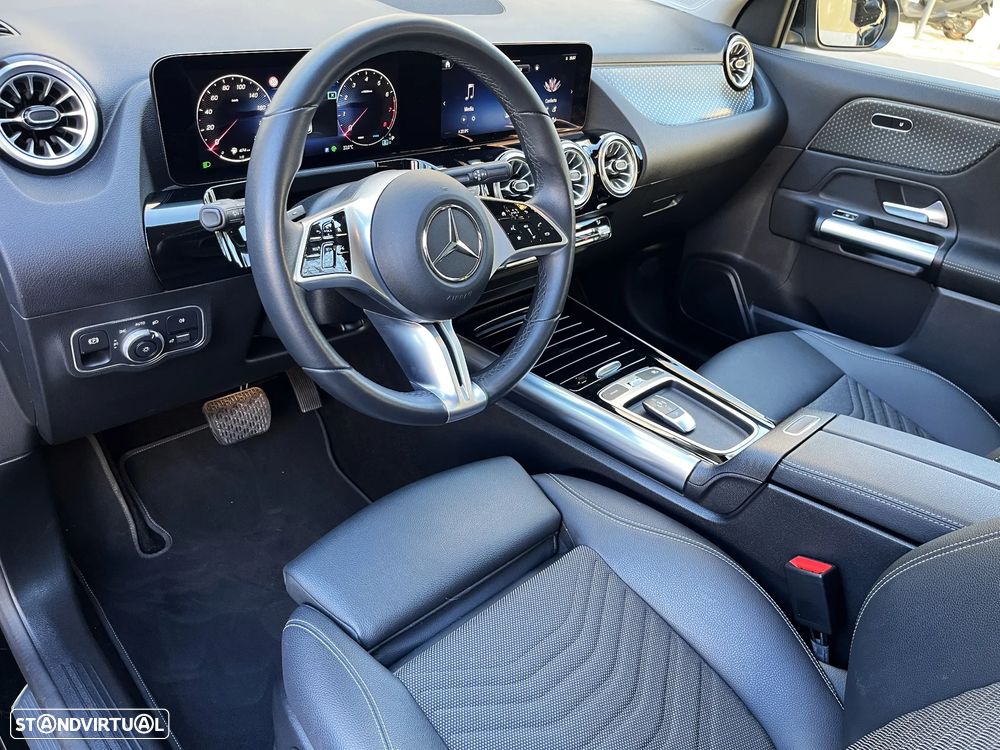 Mercedes-Benz GLA 200 AMG Line - 12