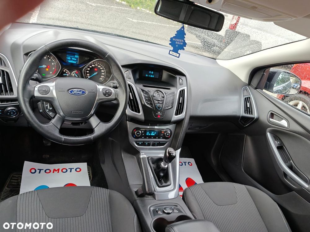 Ford Focus 1.0 EcoBoost Titanium - 6