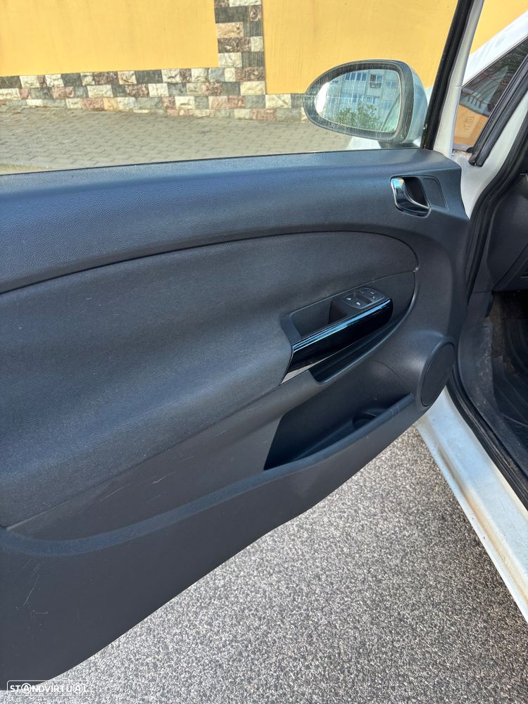 Opel Corsa 1.3 CDTi - 11