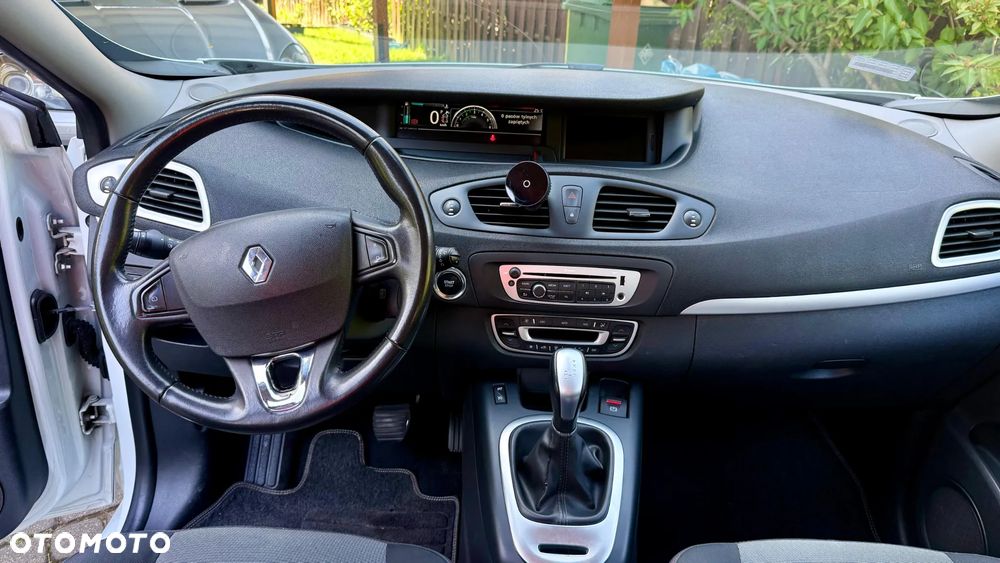 Renault Scenic - 9