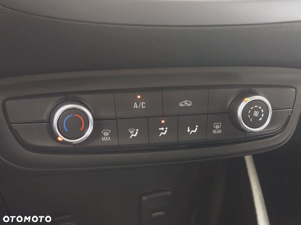 Opel Crossland X 1.2 Enjoy - 15