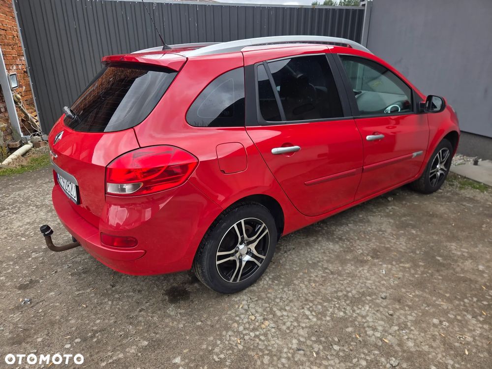 Renault Clio 1.2 16V 75 Expression - 7