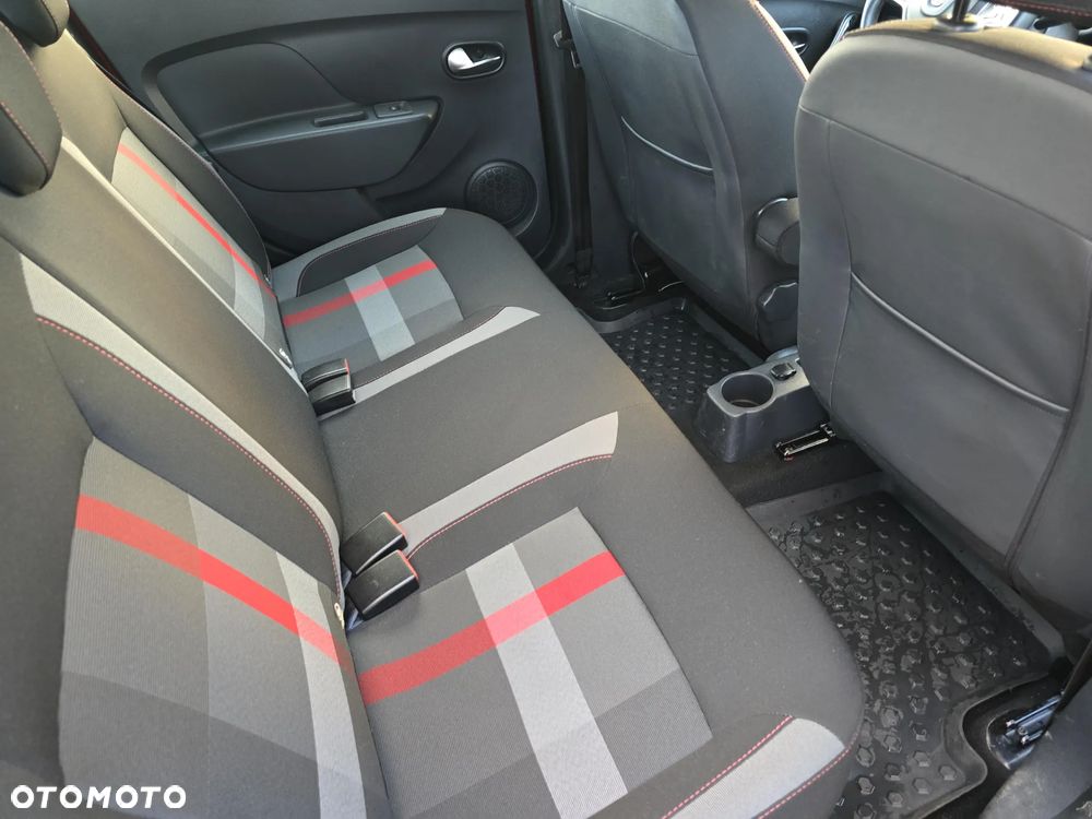 Dacia Sandero 0.9 TCe Techroad S&S - 23