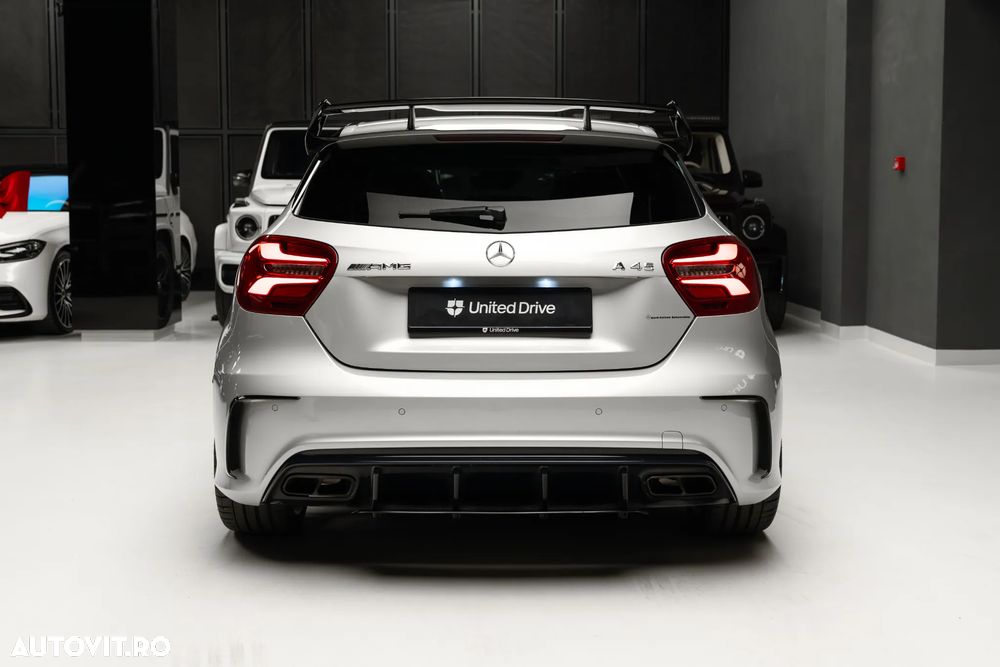 Mercedes-Benz A 45 AMG 4Matic AMG Speedshift 7G-DCT PETRONAS 2015 World Champion Edition - 39