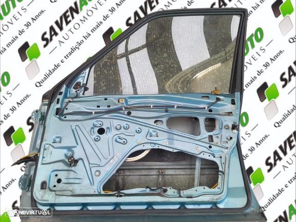 Porta Frente Dto Mercedes-Benz Três Volumes (W124) - 2