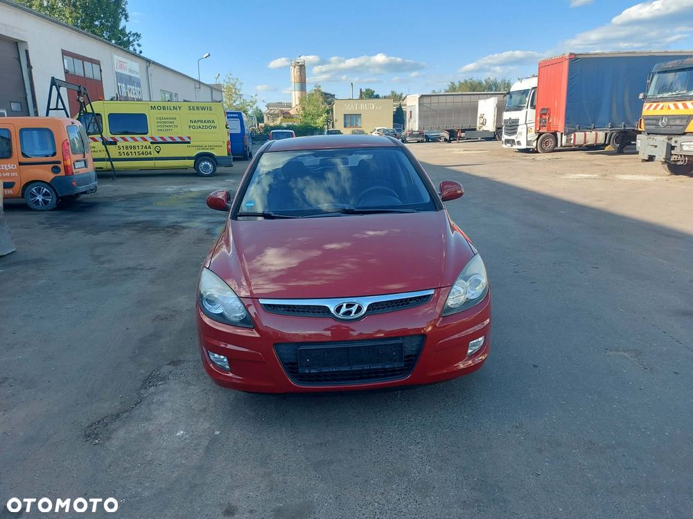 Hyundai i30 1.4 Comfort - 13