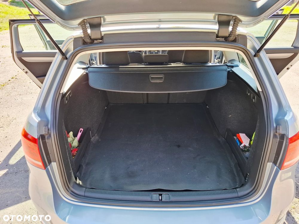 Volkswagen Passat 2.0 TDI BlueMotion Technology Comfortline - 14