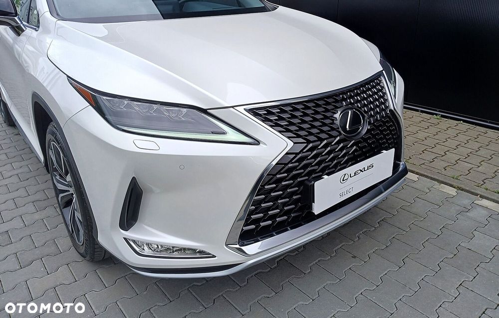 Lexus RX - 10