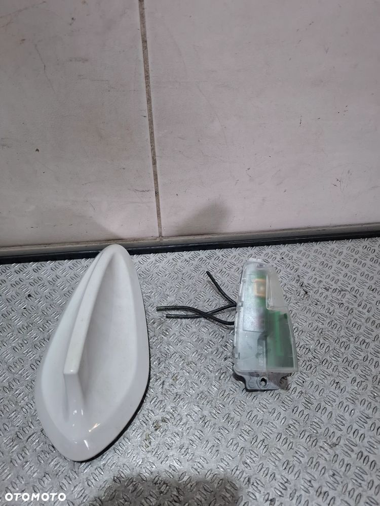 Antena dachowa BMW 2 F45 2015 rok nr 9226896 - 1