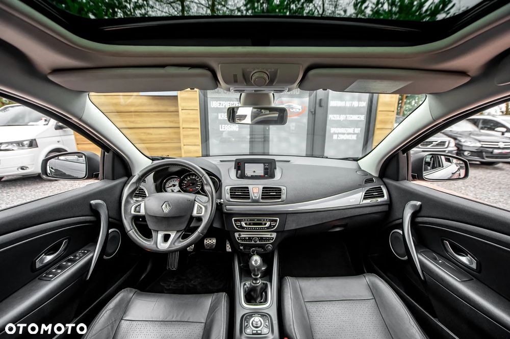 Renault Megane TCe 180 GT - 24