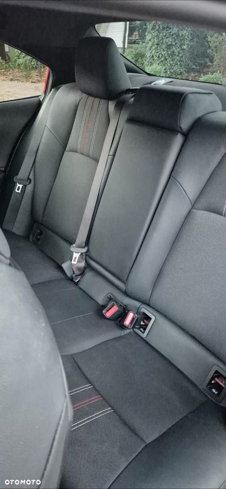 Toyota Corolla - 16